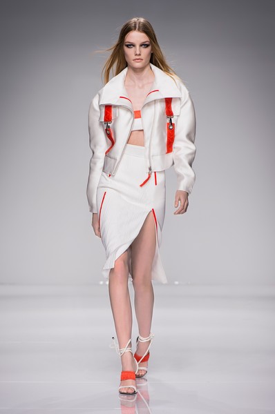 Atelier Versace Spring Summer 2016 Collection at PFW